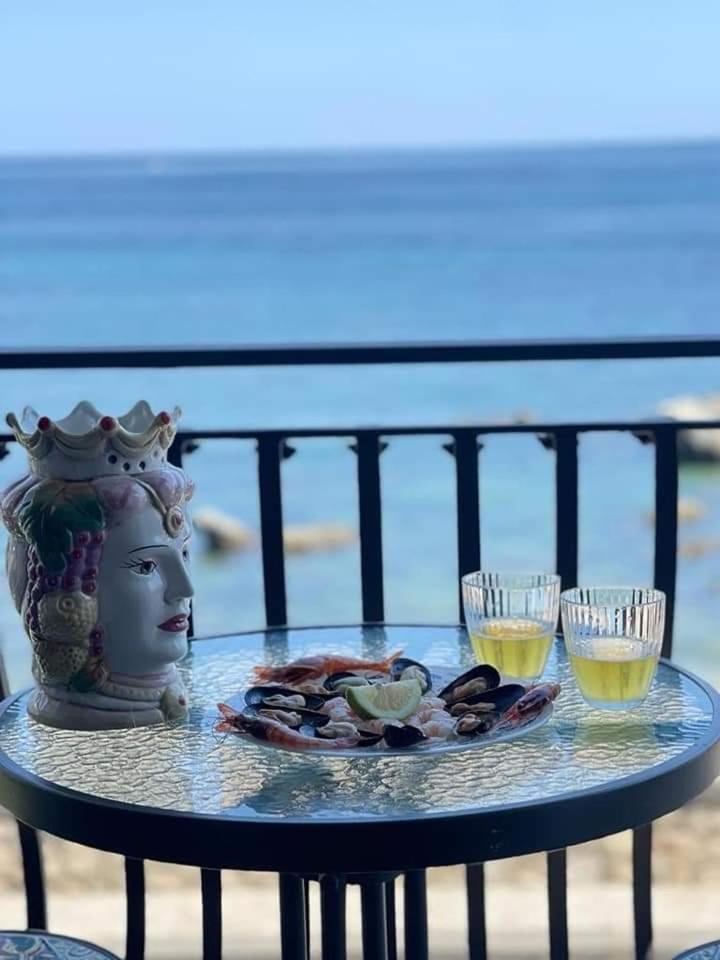 Casa Nicole Fronte Mare Villa Giardini Naxos Luaran gambar