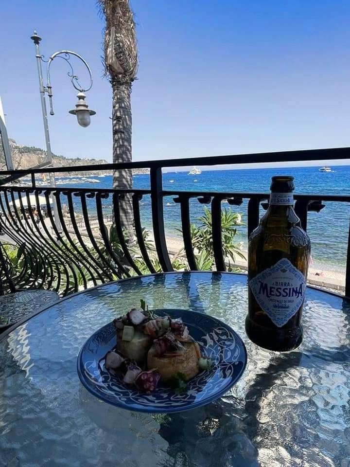 Casa Nicole Fronte Mare Villa Giardini Naxos Luaran gambar