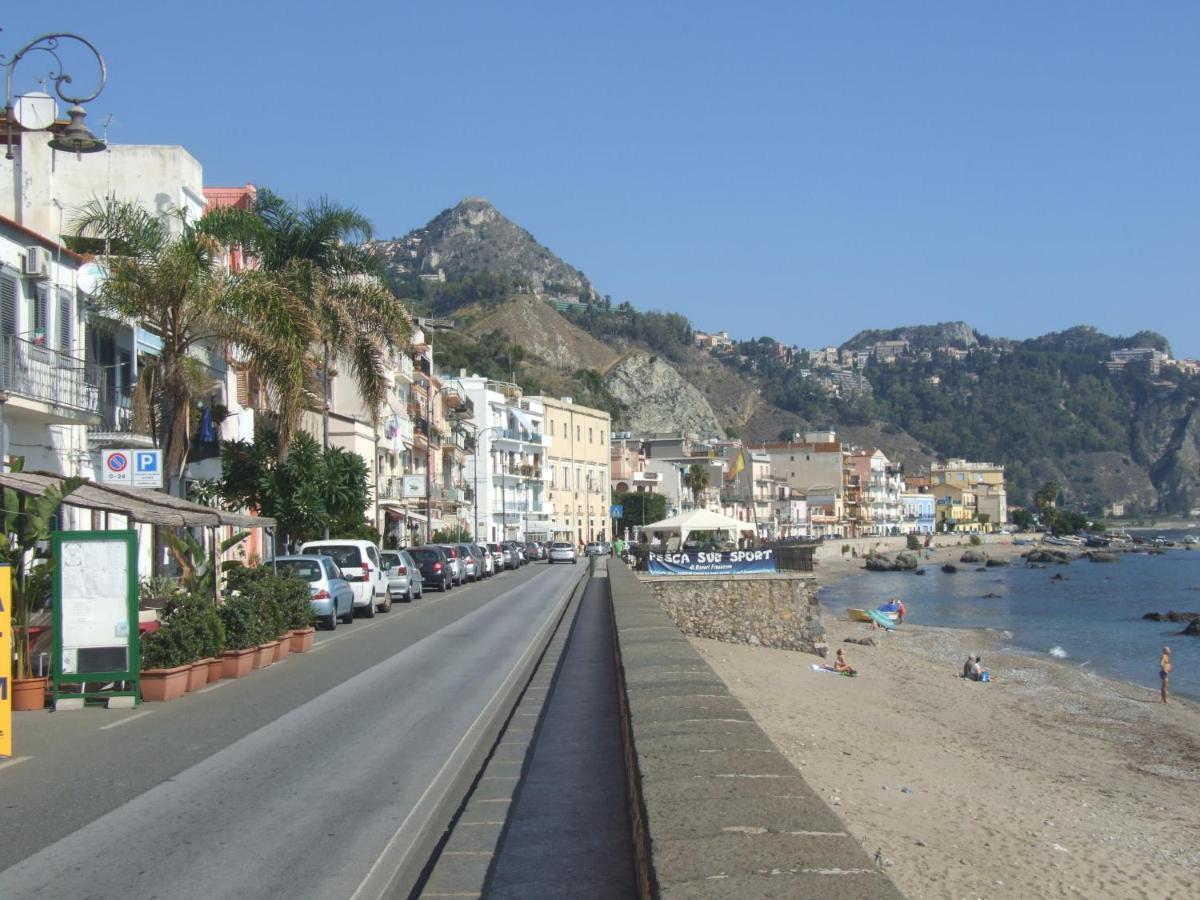 Casa Nicole Fronte Mare Villa Giardini Naxos Luaran gambar