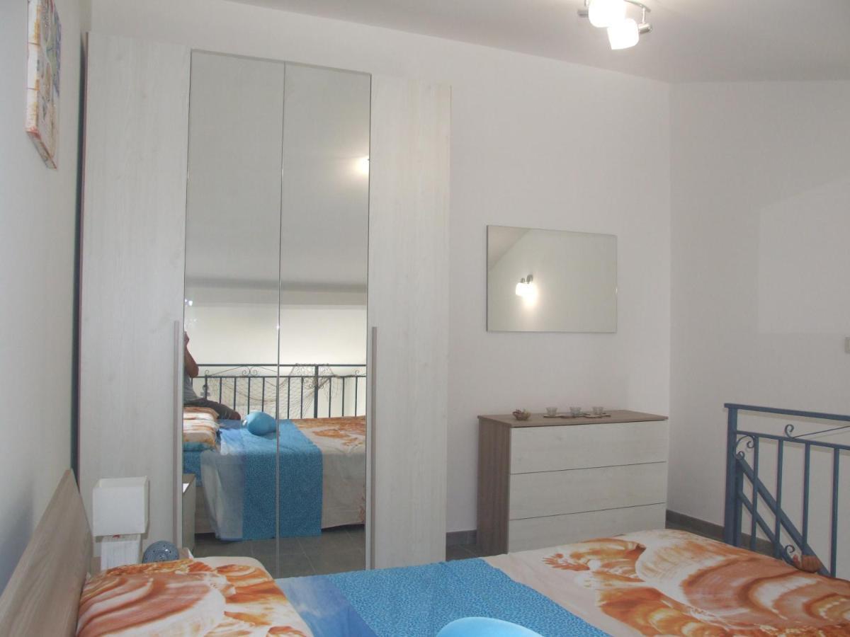 Casa Nicole Fronte Mare Villa Giardini Naxos Luaran gambar